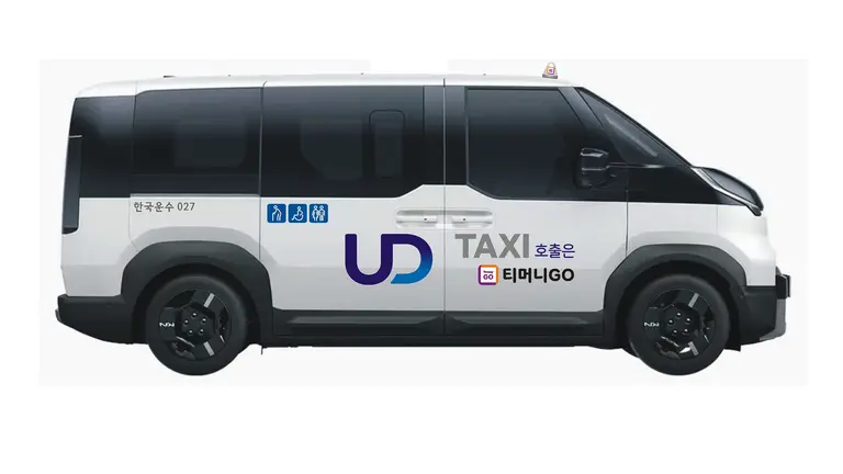 รถ UD Taxi ของกรุงโซลที่ใช้พื้นฐาน Kia PV5 WAV