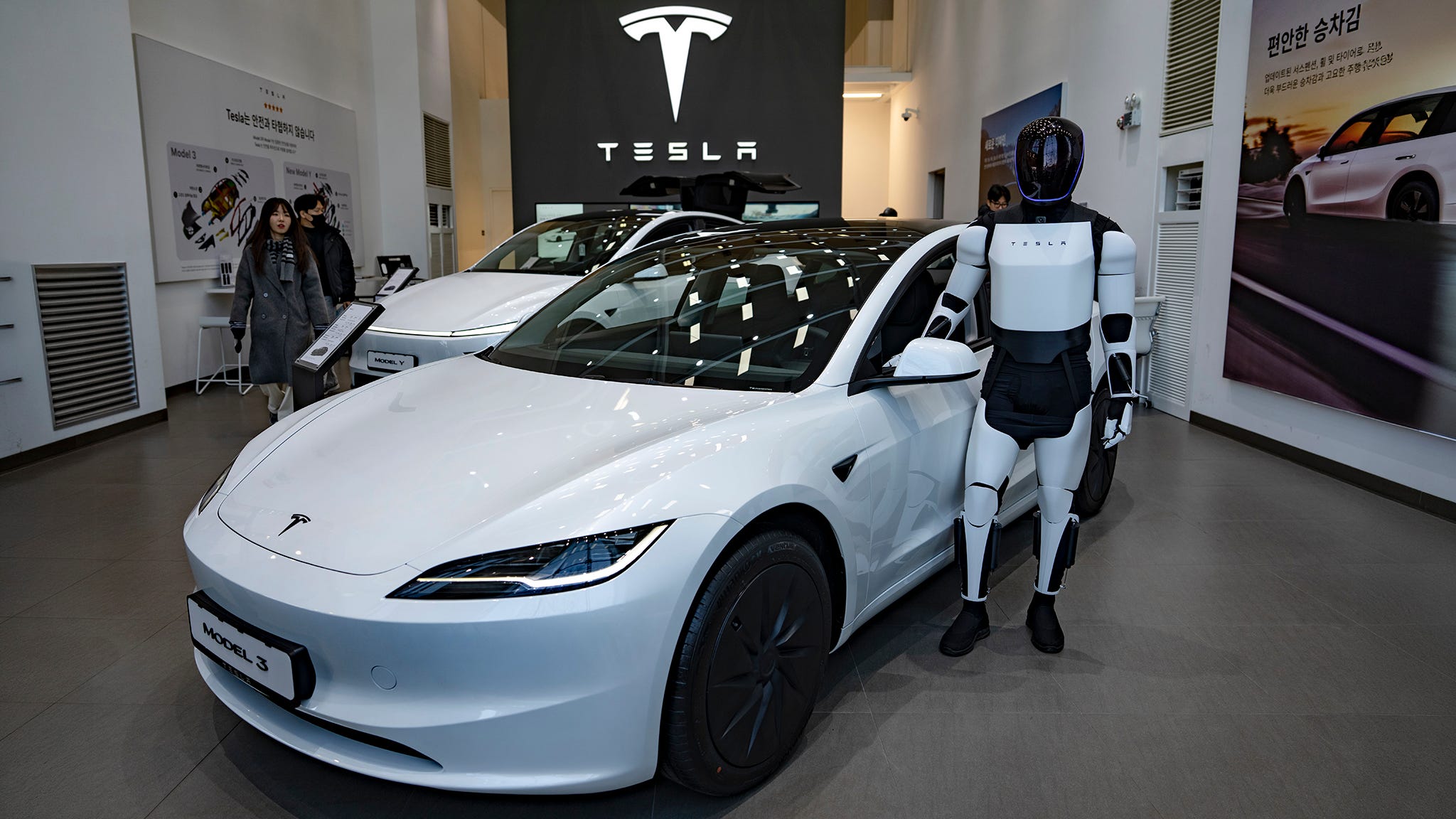 Tesla Korea เปิดตัว Model 3 Standard RWD ราคาประหยัดในโชว์รูมกรุงโซล