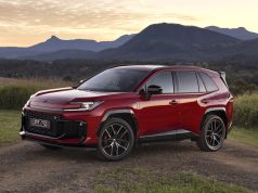 โตโยต้าอาจนำปุ่มกดจริงบางส่วนกลับมาใช้ในห้องโดยสาร RAV4